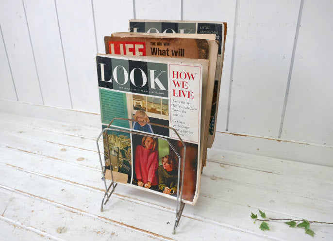 ミッドセンチュリー シルバートーン 階段式 8列 ヴィンテージ ファイルスタンド マガジンスタンド ブックスタンド USA