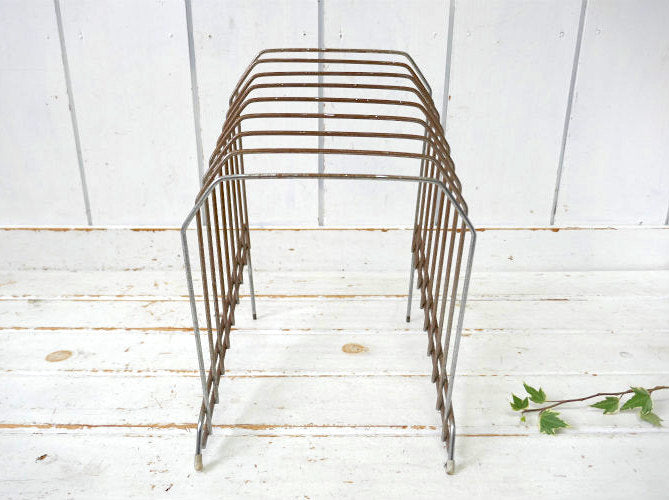 ミッドセンチュリー シルバートーン 階段式 8列 ヴィンテージ ファイルスタンド マガジンスタンド ブックスタンド USA