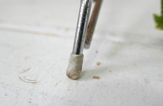 ミッドセンチュリー シルバートーン 階段式 8列 ヴィンテージ ファイルスタンド マガジンスタンド ブックスタンド USA