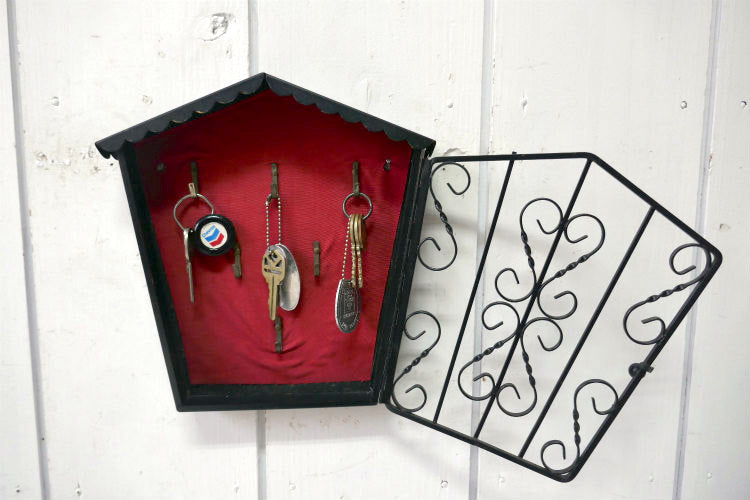 ミッドセンチュリー レトロ 家型 メタル製 壁掛け 60's ヴィンテージ キーフック キーラック 鍵掛けフック キーストレージ USA