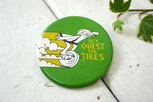 B.C.'s Quest For Tires クエスト・フォー・タイヤ  ヴィンテージ 缶バッジ 1980年代　漫画 コンピューターゲーム 1983 Apple II