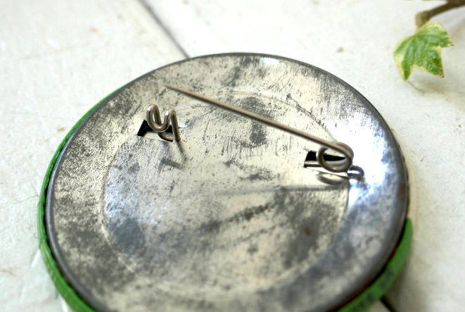 B.C.'s Quest For Tires クエスト・フォー・タイヤ  ヴィンテージ 缶バッジ 1980年代　漫画 コンピューターゲーム 1983 Apple II