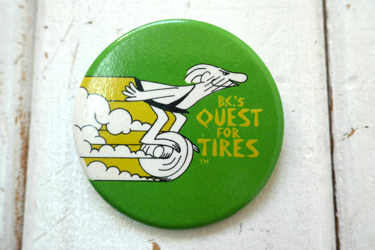 B.C.'s Quest For Tires クエスト・フォー・タイヤ  ヴィンテージ 缶バッジ 1980年代　漫画 コンピューターゲーム 1983 Apple II