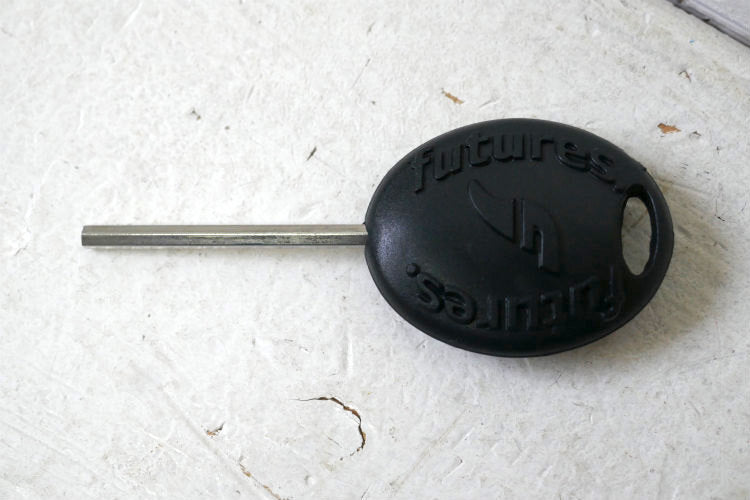 NEWカラー CHRISTENSON TWIN  ホワイト＆ブラック クリステンソン サーフボード FUTURES FIN フューチャーフィン ツインフィン 2FIN サーフィン