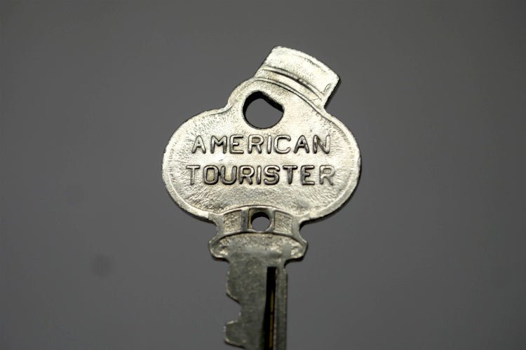 AMERICAN TOURISTER アメリカンツーリスター ベルボーイ USA キャラクター トランク スーツケース ヴィンテージ キー 鍵