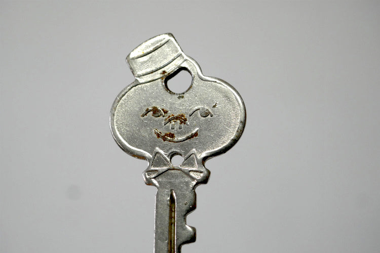 1970y ベルボーイ AMERICAN TOURISTER アメリカンツーリスター  USA キャラクター トランク スーツケース ヴィンテージ キー 鍵 KEY