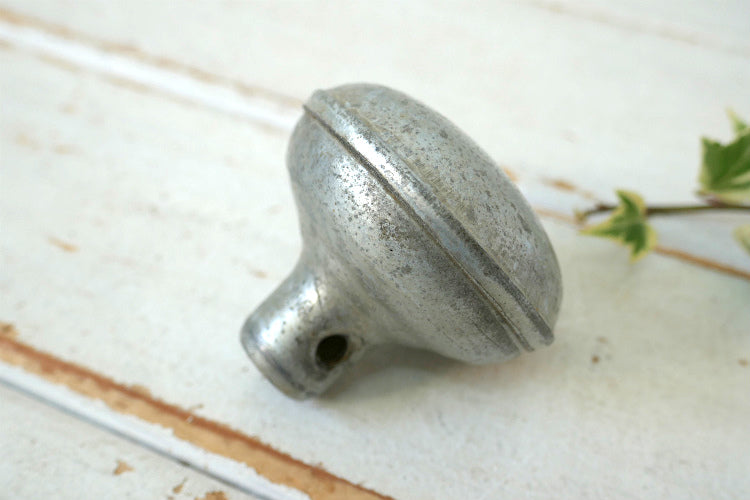 Skillman 白いペンキ付き メタル製 角座&ラッチケース アンティーク ドアノブ ドアレバー 建材 USA Ⅱ