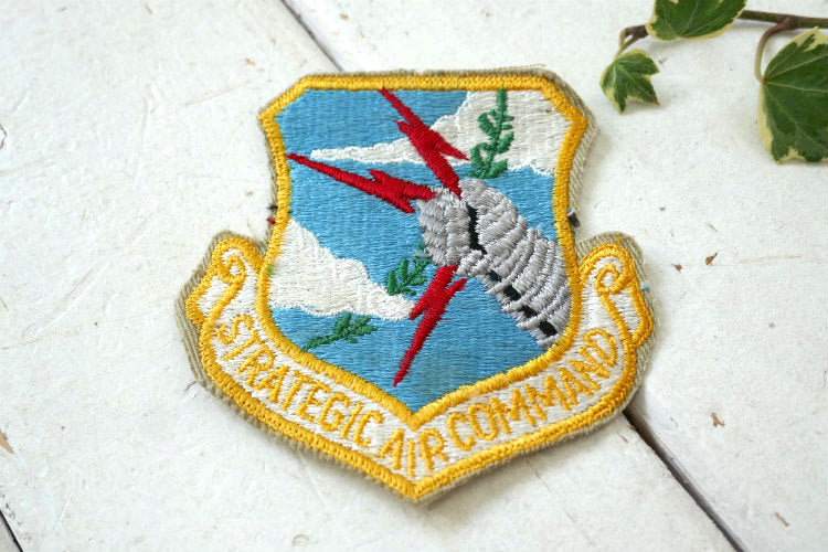 U.S MILITARY AIR FORCE ヴィンテージ STRATEGIC AIR COMMAND ミリタリー アメリカ空軍 戦略航空軍団 ワッペン 刺繍ワッペン