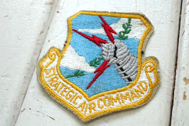 U.S MILITARY AIR FORCE ヴィンテージ STRATEGIC AIR COMMAND ミリタリー アメリカ空軍 戦略航空軍団 ワッペン 刺繍ワッペン
