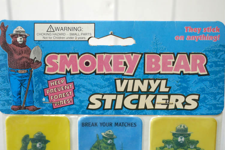 SMOKEY BEAR VINYL STICKERS スモーキーベア ヴィンテージ 森林火災防止 キャラクター ステッカー シール 1シート