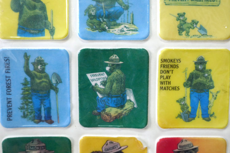 SMOKEY BEAR VINYL STICKERS スモーキーベア ヴィンテージ 森林火災防止 キャラクター ステッカー シール 1シート