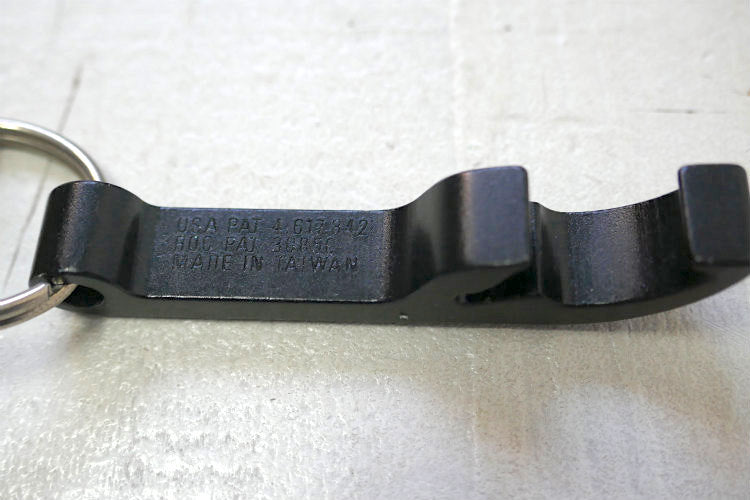 Fitzgeralds カジノ＆ホテル アドバタイジング ボトルオープナー 栓抜きヴィンテージ キーホルダー 鍵付き