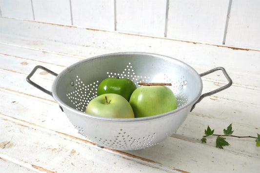 MIRRO スター 星モチーフ アルミ製 ハンドル&脚付き ヴィンテージ コランダー 水切りボウル USA