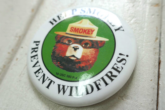 スモーキーベア 熊 クマ ヴィンテージ 缶バッジ USA 森林火災防止 キャラクター アドバタイジング