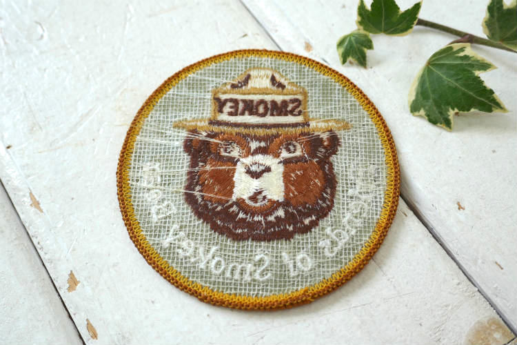 1940y~ スモーキーベア 刺繍  Friends of Smokey Bear ビンテージ ワッペン OLDパッチ メッセージ付き キャラクターUSA