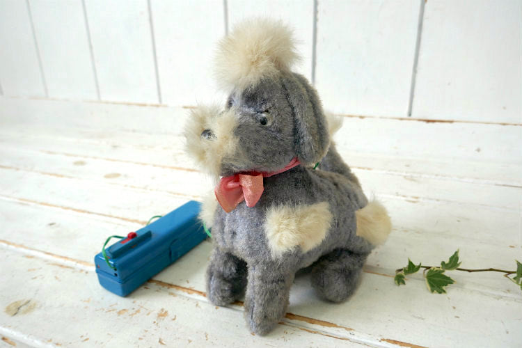 1960y Fifi The Begging プードル 犬 歩行 お座り 電池式 米澤玩具  ヴィンテージ おもちゃ  TOY 里帰り品