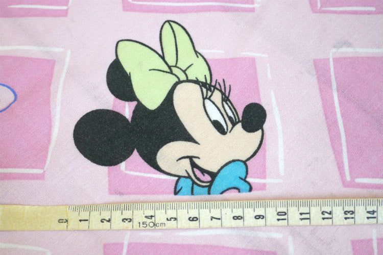 Disney ミニーマウス 蝶々 ハート フラワー ピンク パネル柄 ヴィンテージ ユーズドシーツ(フラットタイプ) USA