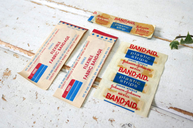 ジョンソン&ジョンソン BAND-AID バンドエイド 70's ヴィンテージ ティン缶 ブリキ缶 USA