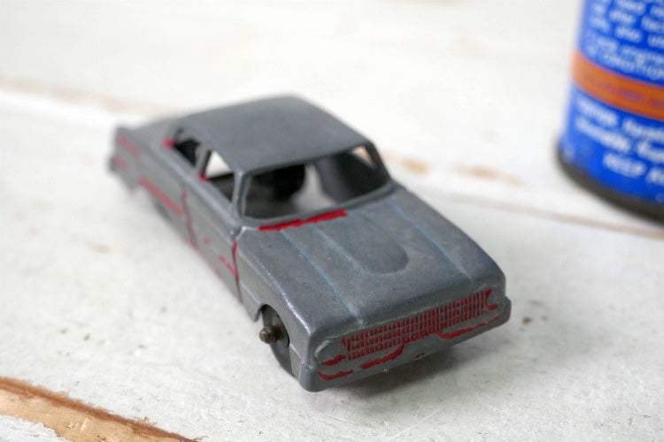 1960y TOOTSIETOY フォード ファルコン FORD FALCON ヴィンテージ ダイキャスト ミニカー メタルカー アメ車
