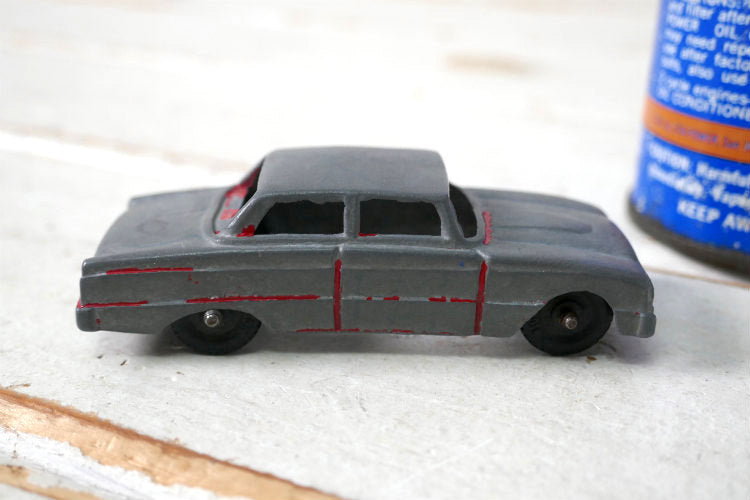 1960y TOOTSIETOY フォード ファルコン FORD FALCON ヴィンテージ ダイキャスト ミニカー メタルカー アメ車