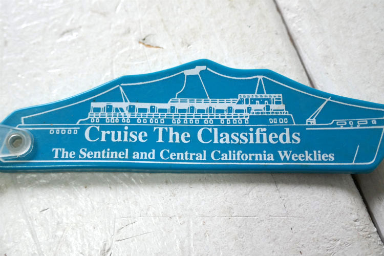Cruise The Clssifieds 豪華客船 アドバタイジング デッドストック ヴィンテージ キーホルダー クルーズ船 カリフォルニア  USA