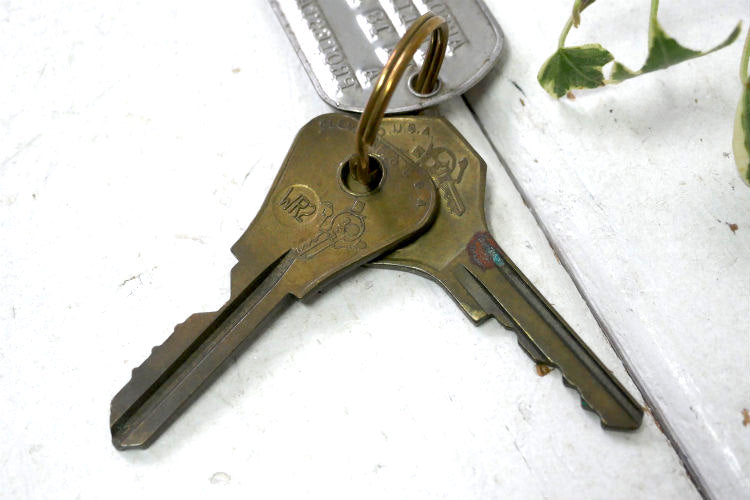 ARNOLD WILLIAM C アーノルド・ウイリアム ミリタリー  ヴィンテージ ドッグタグ キーホルダー US ARMY 真鍮製 キー２本付き