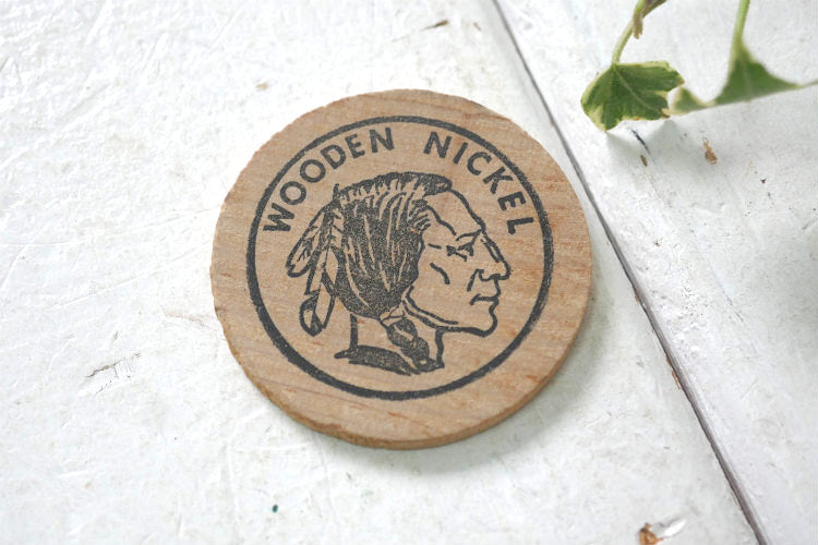 インディアンヘッド WOODEN NICKEL ヴィンテージ 木製 ニッケル 記念 コイン USA 代用貨幣 トークン