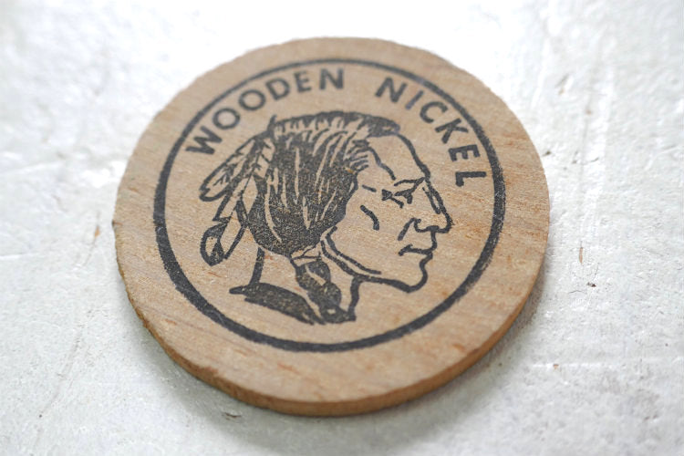 インディアンヘッド WOODEN NICKEL ヴィンテージ 木製 ニッケル 記念 コイン USA 代用貨幣 トークン