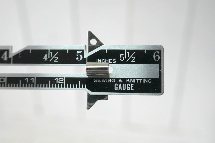 SEWING&KNITTING GAUGE ソーイング＆ニットゲージ スライド式マーカー付き 裁縫 服飾 デザイン ヴィンテージ　ルーラー　定規　物さし