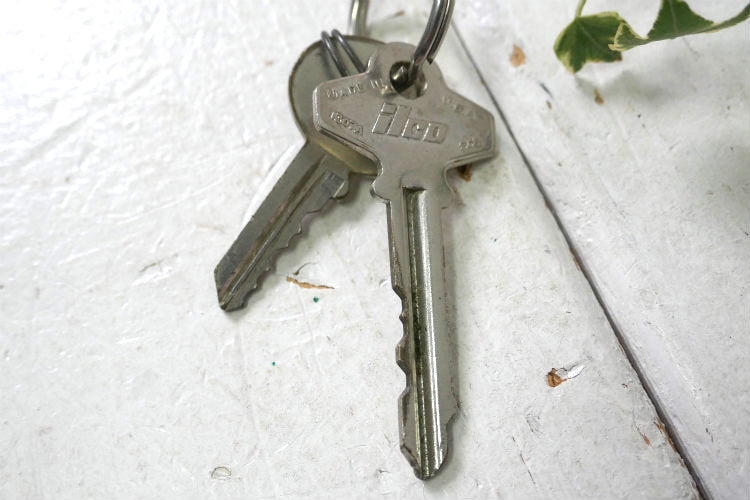 ラッキーライン LUCKY A-KEY SECURE ベルト装着型 キーホルダー　ヴィンテージ 鍵キー２本付き
