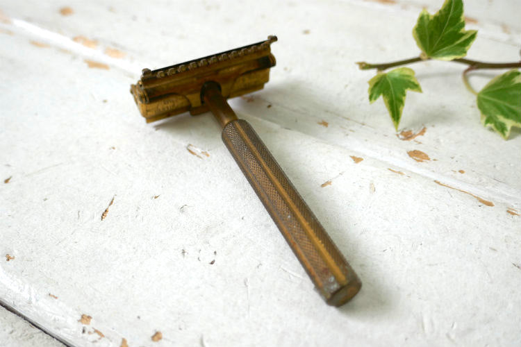 1906y~ Valet Auto Strop 真鍮製 ヴィンテージ カミソリ 髭剃り シェービング シェーバー バーバーショップ USA