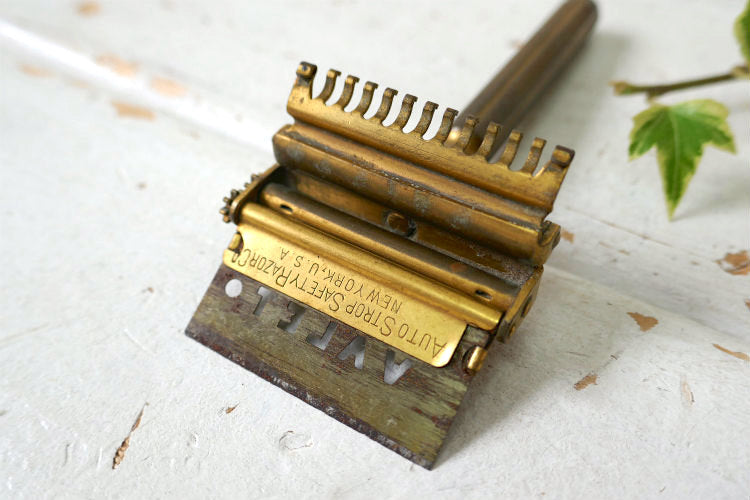 1906y~ Valet Auto Strop 真鍮製 ヴィンテージ カミソリ 髭剃り シェービング シェーバー バーバーショップ USA