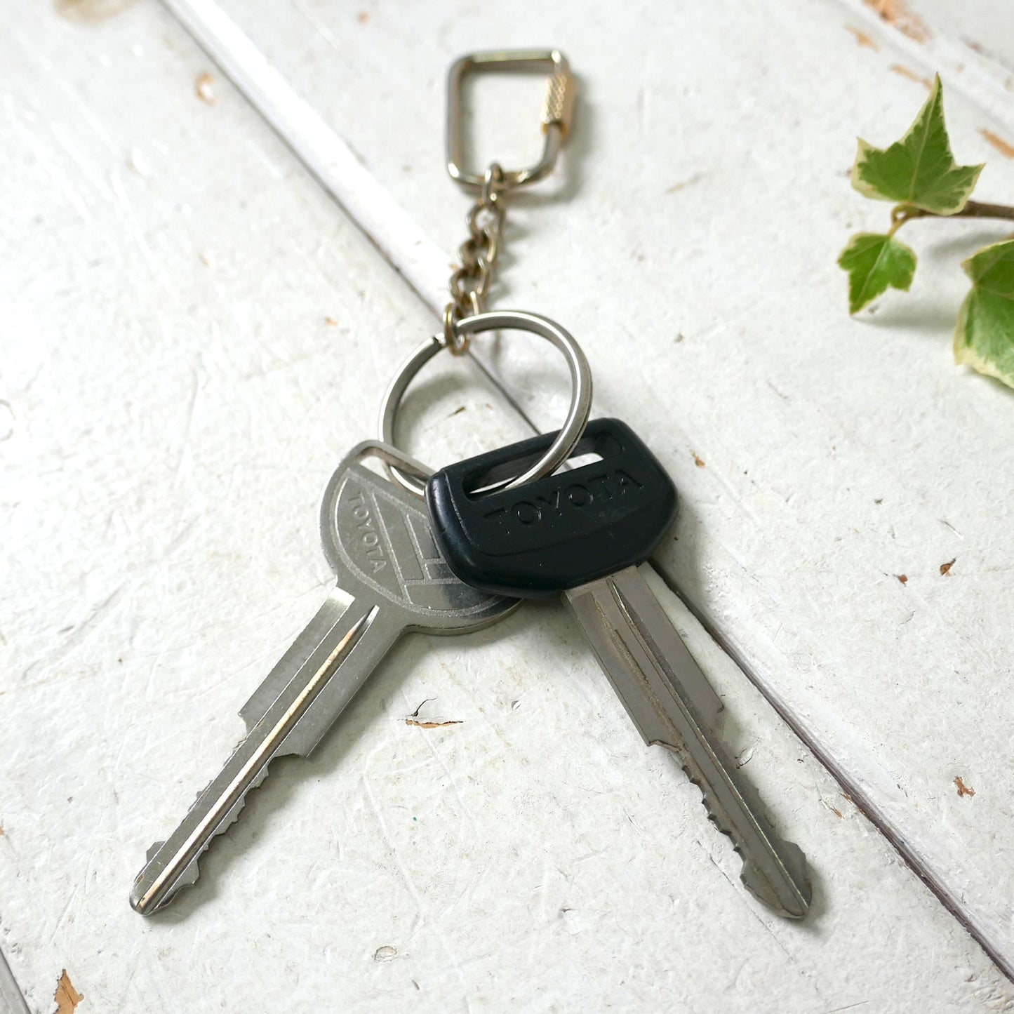 US TOYOTA トヨタ自動車 Key ヴィンテージ 車鍵2本付き キーホルダー 逆輸入車 旧車