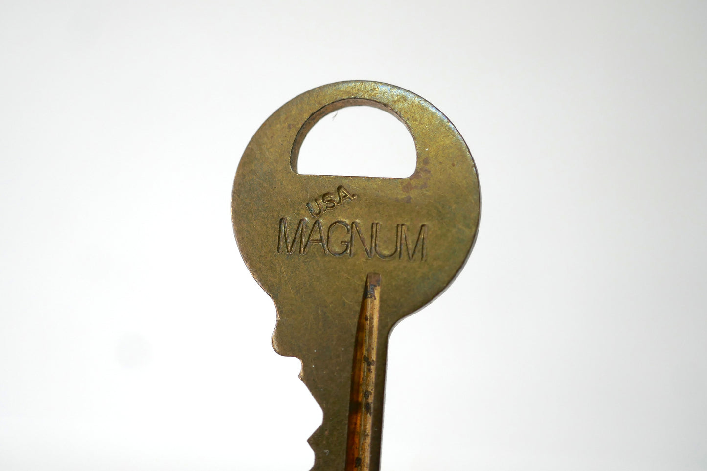 USA MAGUNUM  マグナム 真鍮製　Key ヴィンテージ 古鍵 鍵 キー MADE IN USA