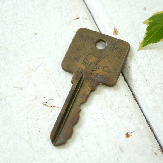ARCO LOCK 7 Key キー YY1558  真鍮製 OLD 鍵 A Rifkin Co ヴィンテージ  MADE IN USA