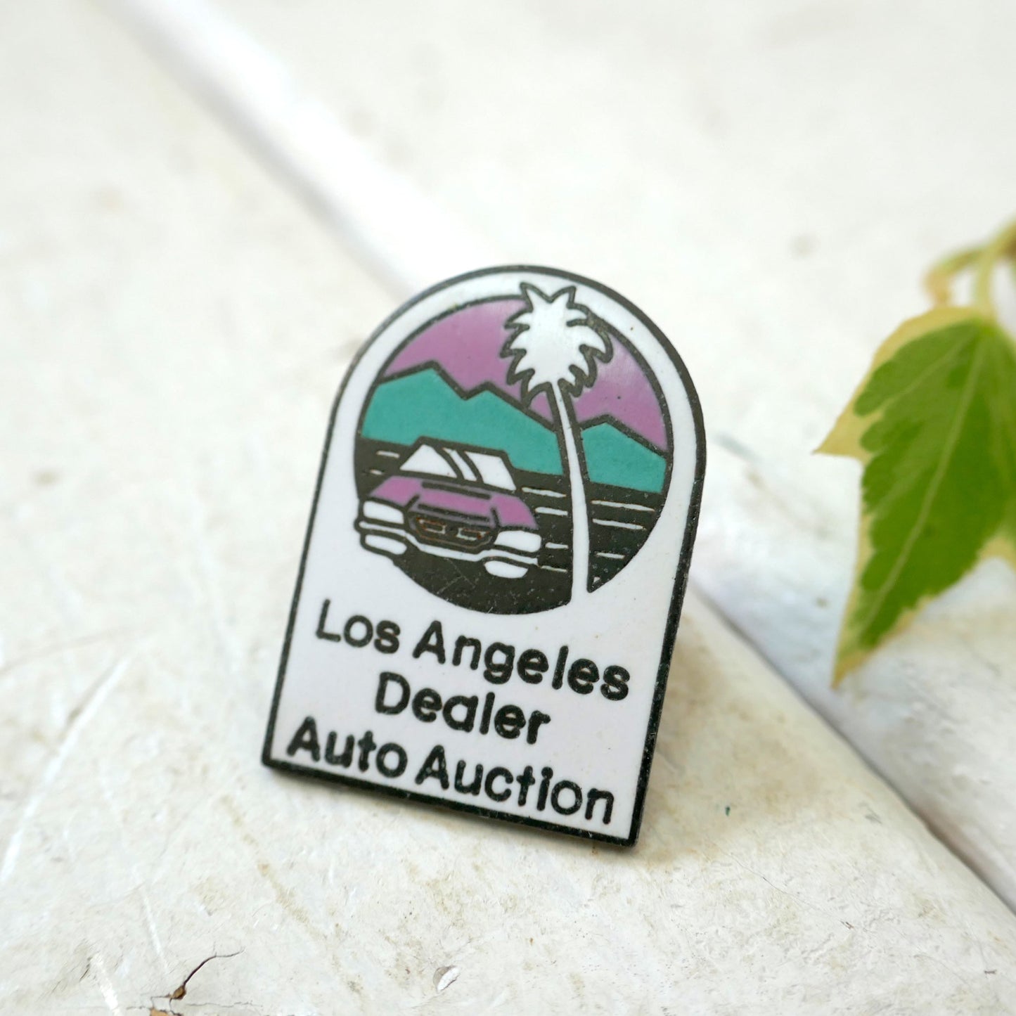 1951y LOS ANGELES DEALER AUTO AUCTION　ロサンゼルス オートオークション 自動車　ヴィンテージ　ピンバッジ ピンズ　アメ車