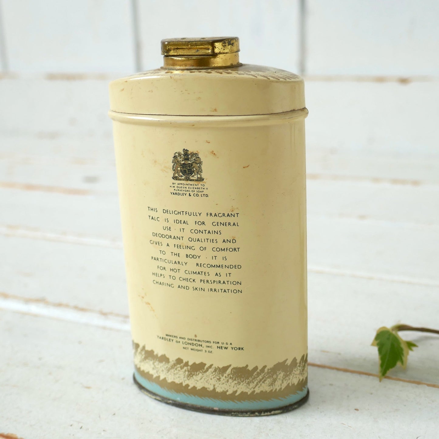 Yardley English Lavender ヤードレー  イギリス王室御用達ブランド 60's ヴィンテージ パウダー缶 ティン缶 USA