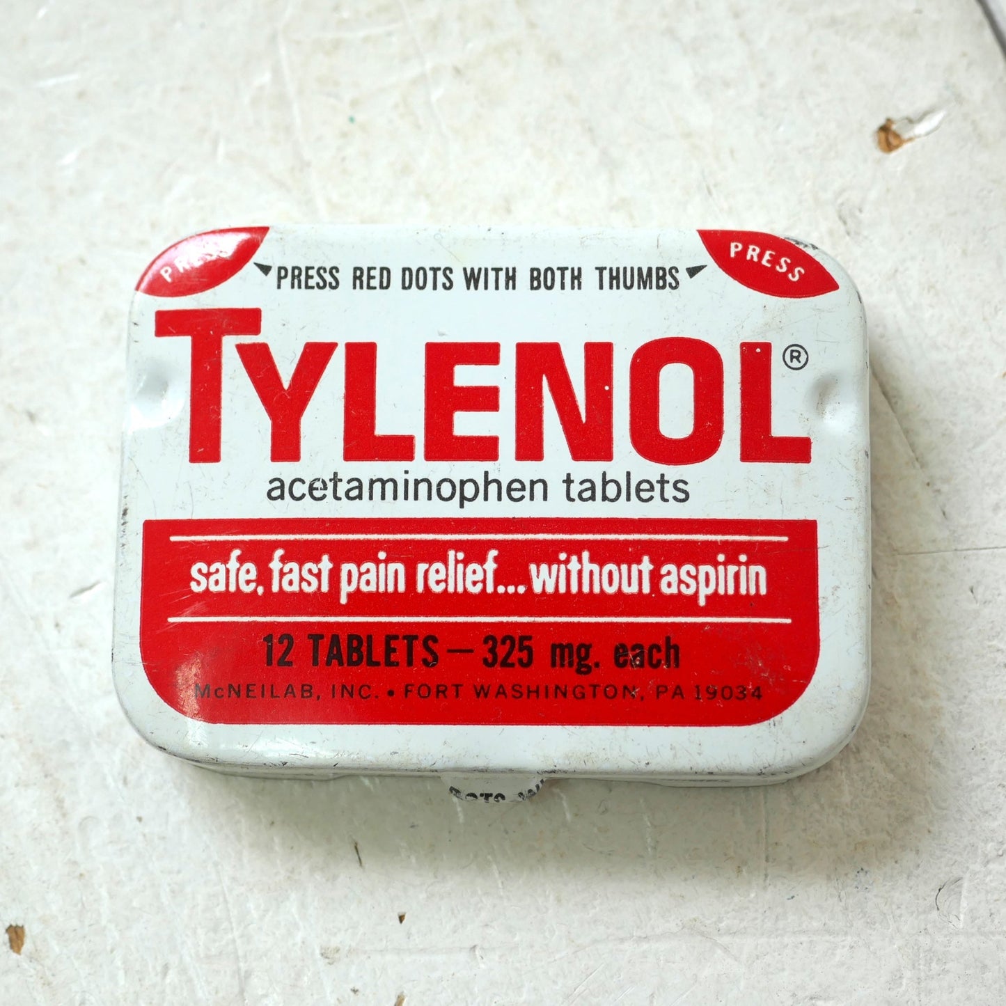TYLENOL タイラノール タブレット ポケットサイズ ヴィンテージ ティン缶 薬缶 USA