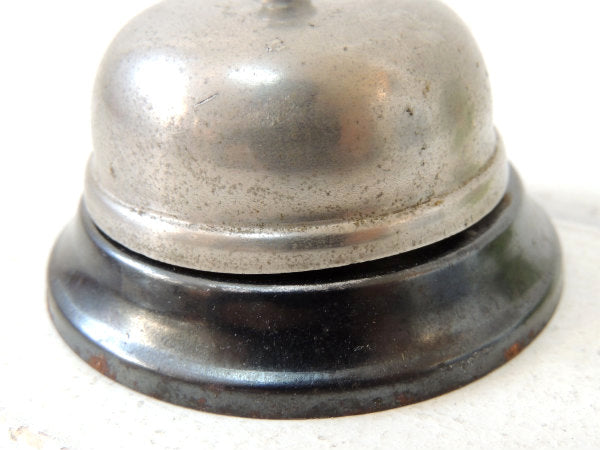 シャビーなメタル製・ヴィンテージ・呼び鈴/コールベル/卓上ベル/USA