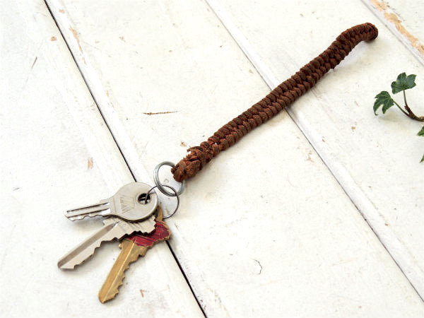 USA レザー・革 編み込み・ハンドクラフト・ヴィンテージ・キーホルダー 鍵 3本