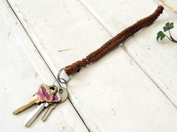 USA レザー・革 編み込み・ハンドクラフト・ヴィンテージ・キーホルダー 鍵 3本