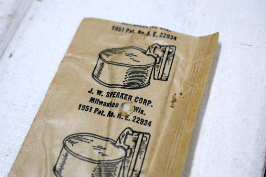 US 1951 未開封 世界大戦 ビンテージ・缶切り・キーホルダー・ミリタリー・キャンプ 防災