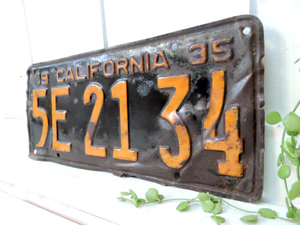 カリフォルニア州・1935年・ヴィンテージ・ナンバープレート/カーライセンスプレート/USA