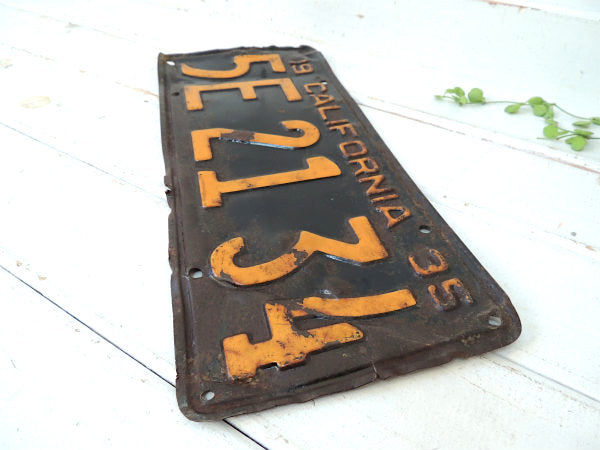 カリフォルニア州・1935年・ヴィンテージ・ナンバープレート/カーライセンスプレート/USA