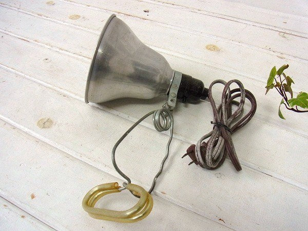 【UL】アルミ製・白いペンキの付いたヴィンテージ・クリップライト/ポータブルランプ/照明 USA