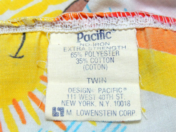 【ミッキー&フレンズ】虹・レインボー柄・ヴィンテージ・ユーズドシーツ(ボックスタイプ) USA