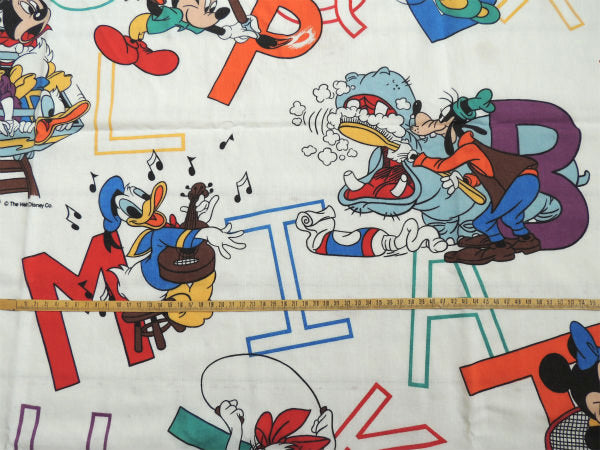 【ミッキー&フレンズ】アルファベット柄・ヴィンテージ・フラットシーツ(1/2) USA