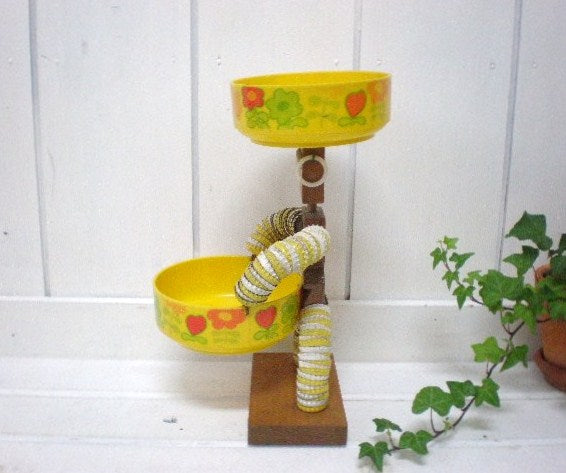 USA　50's・花柄ビンテージ・ボトルキャップドール