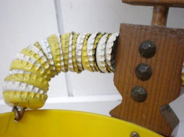 USA　50's・花柄ビンテージ・ボトルキャップドール