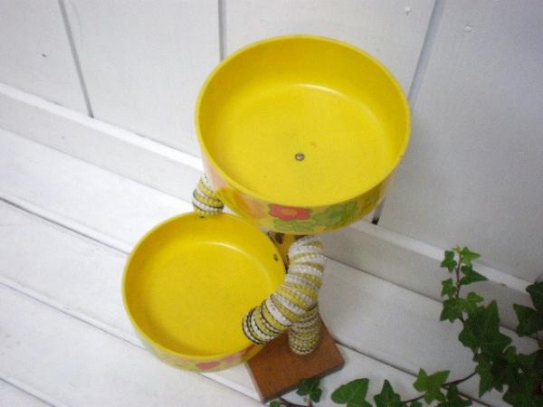 USA　50's・花柄ビンテージ・ボトルキャップドール